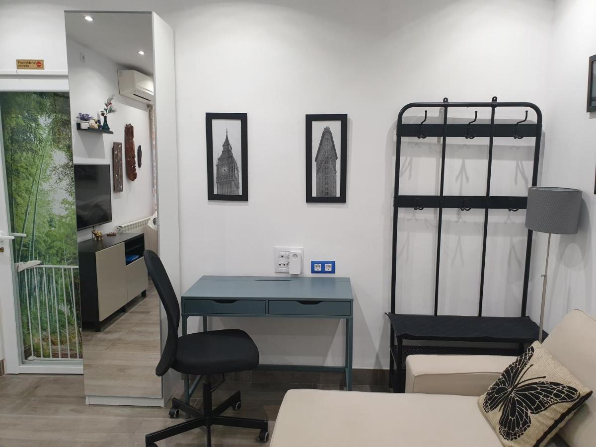 Apartment Tirso Molina Madrid Bagian luar foto