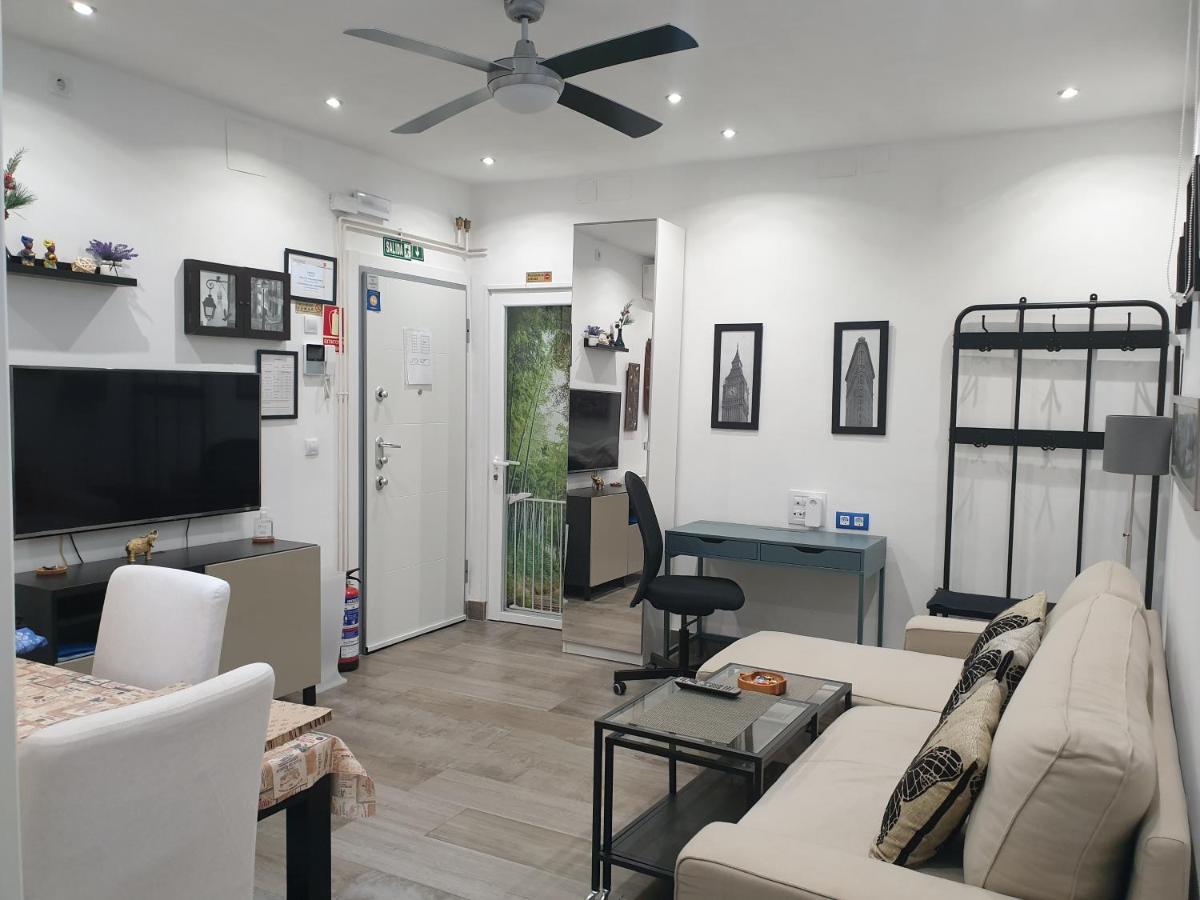 Apartment Tirso Molina Madrid Bagian luar foto