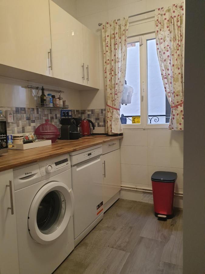 Apartment Tirso Molina Madrid Bagian luar foto