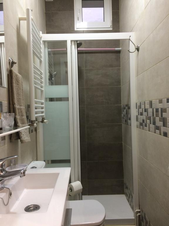 Apartment Tirso Molina Madrid Bagian luar foto
