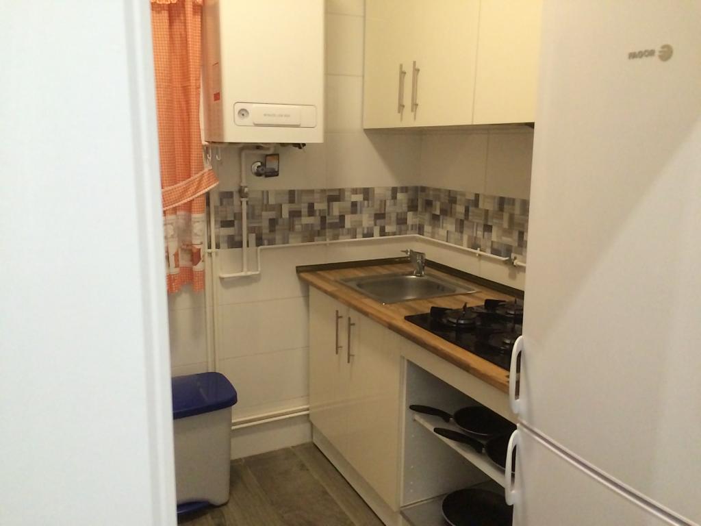 Apartment Tirso Molina Madrid Bagian luar foto